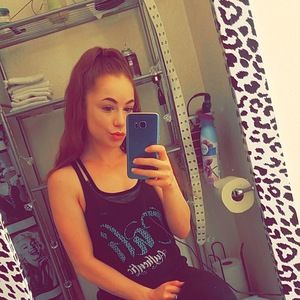 Meet your Posher, Julia